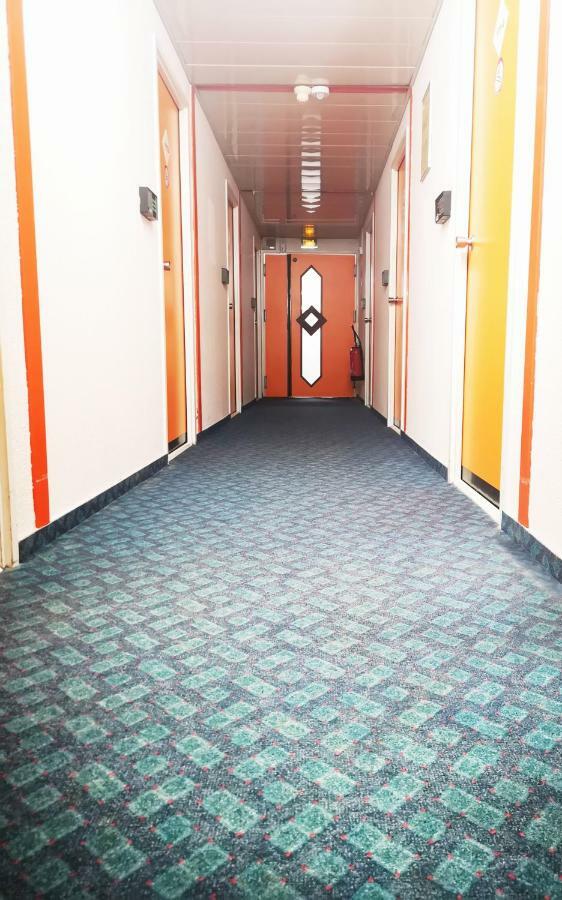 Lemon Hotel Ch Futuroscope Châtellerault Esterno foto